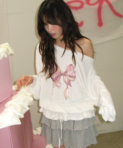 RONRON(ロンロン)の「DOUBLE RIBBON OFF SHOULDER LONG SLEEVE WHITE(Tシャツ/カットソー・レディース・その他・FREE)」の3枚目の写真