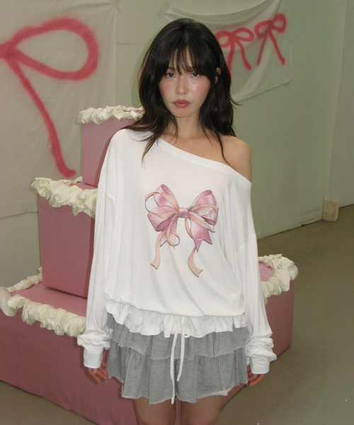 RONRON(ロンロン)の「DOUBLE RIBBON OFF SHOULDER LONG SLEEVE WHITE(Tシャツ/カットソー・レディース・その他・FREE)」の4枚目の写真