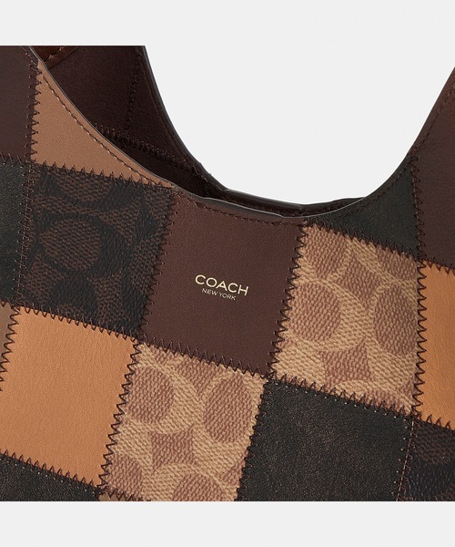 Coachtopia（コーチトピア）の「オルター/エゴ スモール スラウチー ショルダー バッグ（ショルダーバッグ・レディース・ブラウン系その他・ONE）」の9枚目の写真
