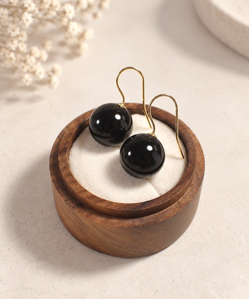 CERCA（チェルカ）の「HaRu*/天然石 大粒オニキス 14mm フックピアス / 14KGF・シルバー（ピアス（両耳用）・レディース・B/A・FREE）」の3枚目の写真