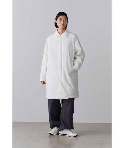 Y(ワイ)の「Y / ORGANIC COTTON / POLYESTER PADDING CO(ダウンジャケット/コート・メンズ・ホワイト/ネイビー・MEDIUM/SMALL/LARGE)」の5枚目の写真