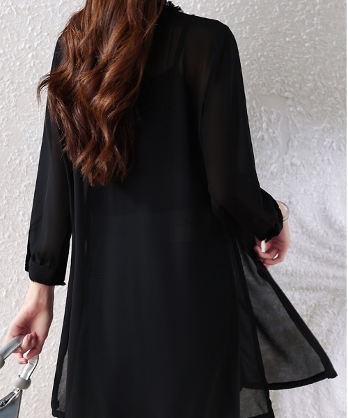 witch(ウイッチ)の「フリルシフォンブラウス(カーディガン/ボレロ・レディース・ブラック・L/XL/XXL)」の5枚目の写真