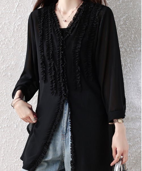 witch(ウイッチ)の「フリルシフォンブラウス(カーディガン/ボレロ・レディース・ブラック・L/XL/XXL)」の6枚目の写真