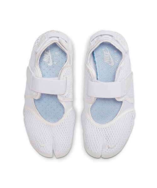 NIKE(ナイキ)の「WMNS AIR RIFT BR 848386-100(サンダル・レディース・ホワイト・24.0cm/26.0cm/27.0cm/29.0cm/25.0cm/28.0cm/23.0cm/22.0cm)」の4枚目の写真