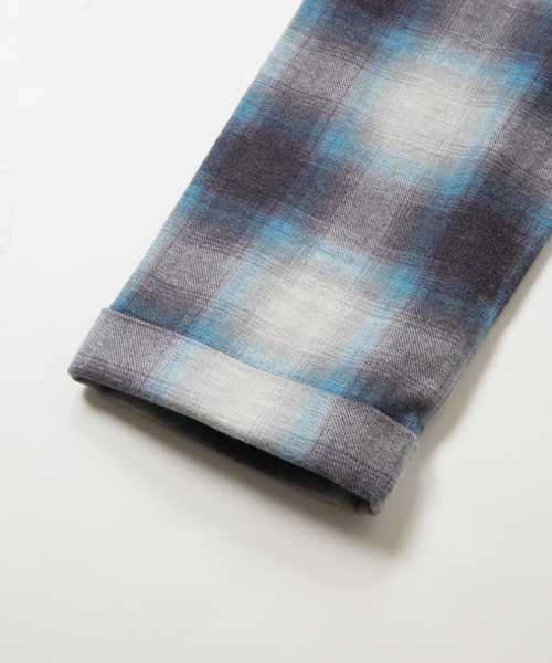 rehacer(レアセル)の「rehacer : Brushed-Check Gown Coat(シャツ/ブラウス・メンズ・ブラウン/ブルー・LARGE/SMALL/MEDIUM)」の7枚目の写真