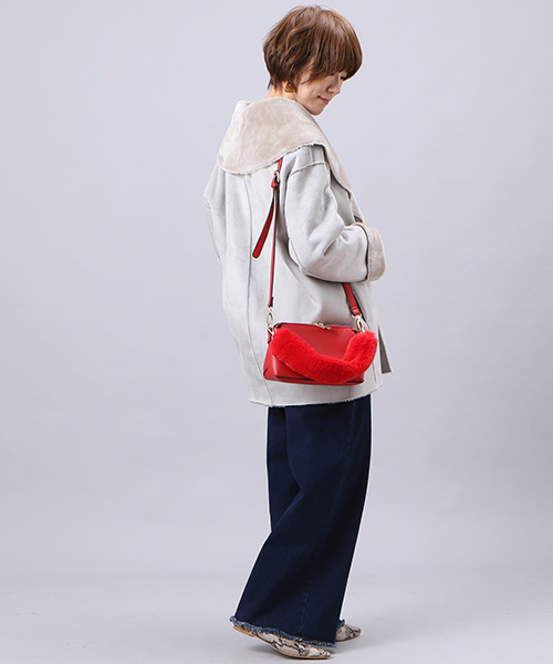 RIVE DROITE（リヴドロワ）の「抜き衿エコムートンコート（ムートンコート・レディース・ライトグレー/チャコール/ライトベージュ・ﾌﾘ-）」の17枚目の写真