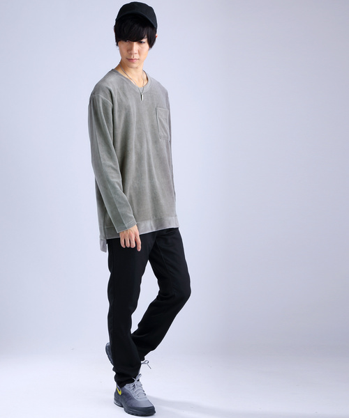 MONO-MART（モノマート）の「オーバーサイズ シルキーベロア プルオーバースウェット（スウェット・メンズ・ブラック/パープル/ネイビー/グレー/キャメル/ワイン・FREE）」の10枚目の写真