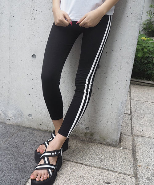 SPIGA(スピーガ)の「ライン入りレギパン(その他パンツ・レディース・ブラック/グレー/レッド・FREE)」の21枚目の写真
