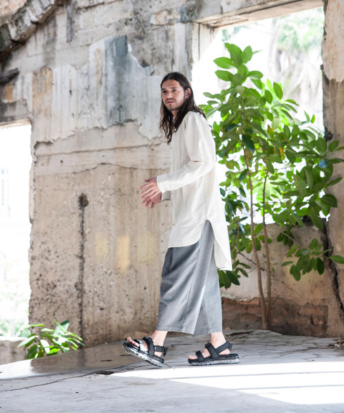 glamb（グラム）の「Tuck cropped pants /　タッククロップドパンツ（その他パンツ・メンズ・グレー/ブラック・2/4/0/3/1）」の19枚目の写真