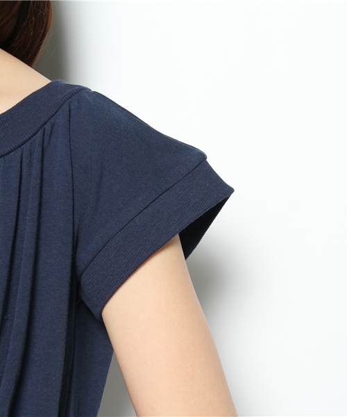 ROSE BUD（ローズバッド）の「LCTT-131122 OFF SHOULDER CROPPED TOPS（Tシャツ/カットソー・レディース・ネイビー/グレー/ライム・ONE SIZE）」の5枚目の写真