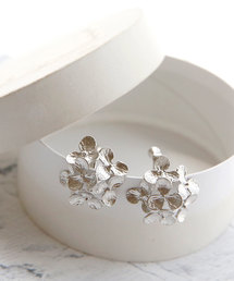 colleca la | メタルフラワーイヤリング(イヤリング)