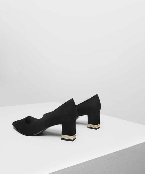 CHARLES & KEITH（チャールズ & キース）の「メタリックアクセントヒールパンプス / Metallic Accent Heel Pumps（パンプス・レディース・ブラック/ダークブルー/スモークピンク/バーガンディー/グレー・22.5cm/23cm/23.5cm/24.5cm/25cm/22cm）」の8枚目の写真