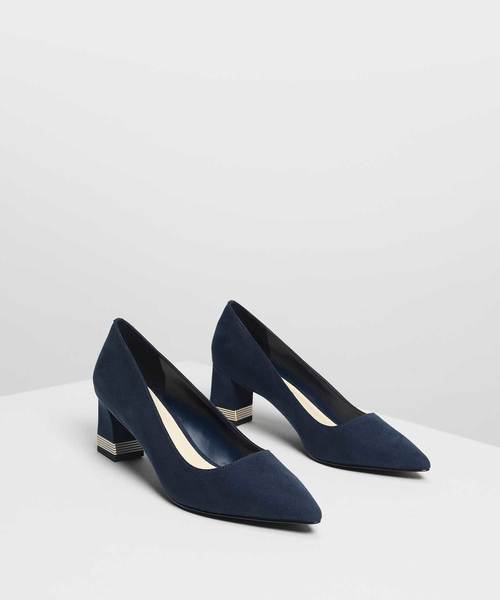 CHARLES & KEITH（チャールズ & キース）の「メタリックアクセントヒールパンプス / Metallic Accent Heel Pumps（パンプス・レディース・ブラック/ダークブルー/スモークピンク/バーガンディー/グレー・22.5cm/23cm/23.5cm/24.5cm/25cm/22cm）」の6枚目の写真