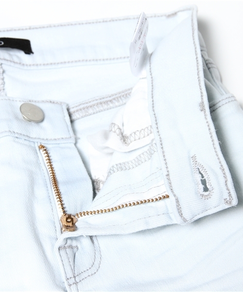 ROSE BUD（ローズバッド）の「(J.BRAND) 620E403 FROSTBITE M/R SUPPER SKINNY（チノパンツ・レディース・ホワイト系その他・22/23/24/25/26/27）」の6枚目の写真