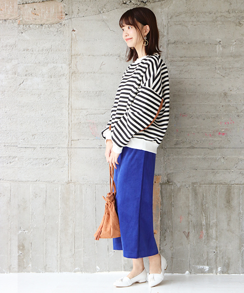 SESTO（セスト）の「ナチュラルカラー巾着ショルダーバッグ（ショルダーバッグ・レディース・キャメル/ブラック/アイボリー・ONESIZE）」の14枚目の写真