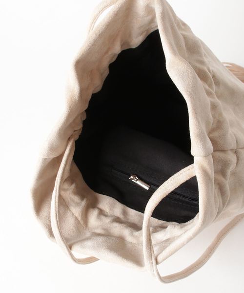 SESTO（セスト）の「ナチュラルカラー巾着ショルダーバッグ（ショルダーバッグ・レディース・キャメル/ブラック/アイボリー・ONESIZE）」の15枚目の写真