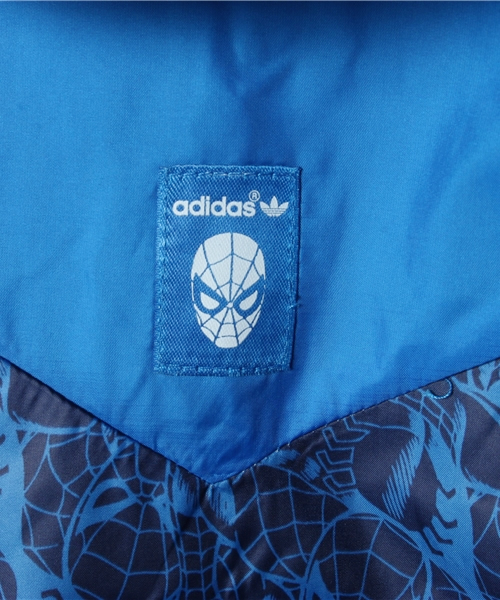 adidas Originals(アディダスオリジナルス)の「ベビー キッズ アディダス オリジナルス スパイダーマン ウィンドブレーカー adidas Originals LK SPIDERMAN WOV(ナイロンジャケット・キッズ・ブルー・100/120/110/130/140)」の6枚目の写真