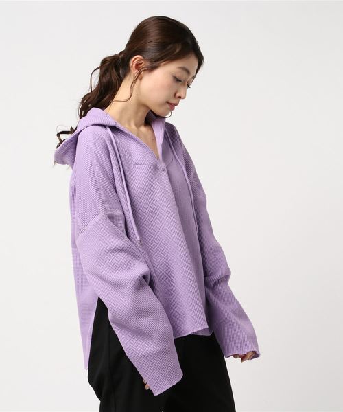 KOTONA(コトナ)の「KOTONA コトナ / waffle parker ワッフルプルオーバーパーカー(パーカー・レディース・ホワイト/パープル/ブラウン/ネイビー・38)」の4枚目の写真