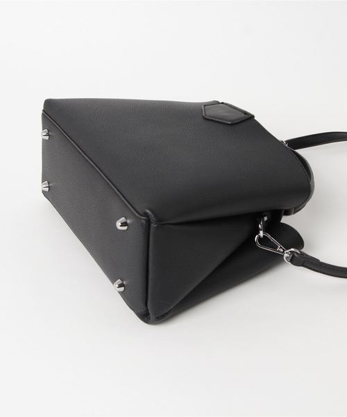 florist(フローリスト)の「【2way】すっきり見えるフェミニンデザインハンドバッグ(ハンドバッグ・レディース・ブラック/ピンク/ブルー/ベージュ/ピンク系その他/ブルー系その他/ホワイト・FREE)」の12枚目の写真