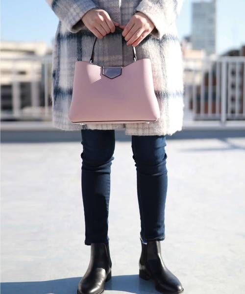 florist(フローリスト)の「【2way】すっきり見えるフェミニンデザインハンドバッグ(ハンドバッグ・レディース・ブラック/ピンク/ブルー/ベージュ/ピンク系その他/ブルー系その他/ホワイト・FREE)」の20枚目の写真