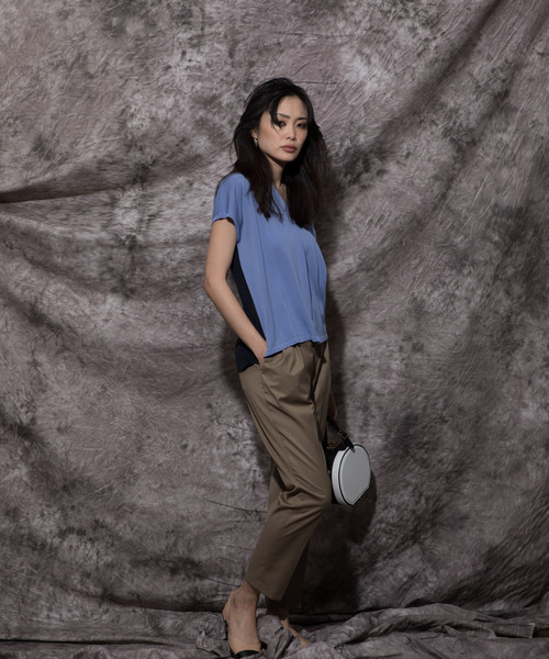 A/C DESIGN BY ALPHA CUBIC（エーシーデザインバイアルファキュービック）の「配色ニットプルオーバー（ニット/セーター・レディース・サックスブルー/グリーン・M size/L size）」の6枚目の写真