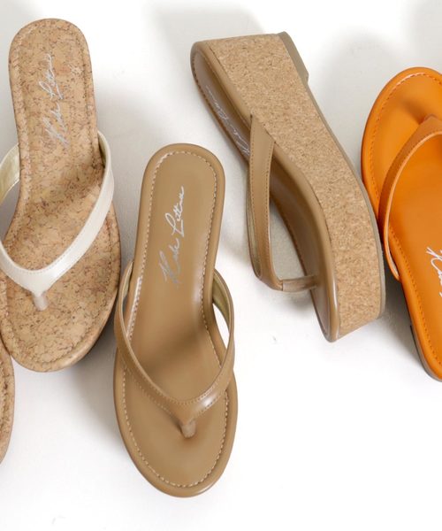 KOBE LETTUCE(コウベレタス)の「コルクウェッジ厚底トングサンダル(サンダル・レディース・ホワイト/ベージュ/オレンジ/ブラック/シルバー・L/LL/M/S)」の4枚目の写真