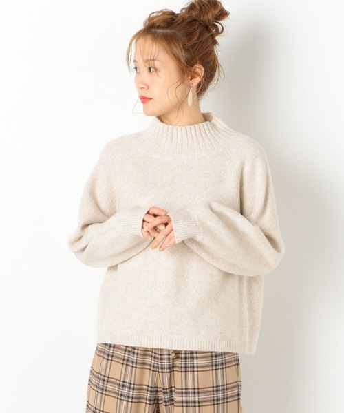 archives（アルシーヴ）の「4者混ワイドネックプルオーバー（ニット/セーター・レディース・チャコールグレー/ベージュ/レッド/オフホワイト/ブルー・MEDIUM）」の4枚目の写真