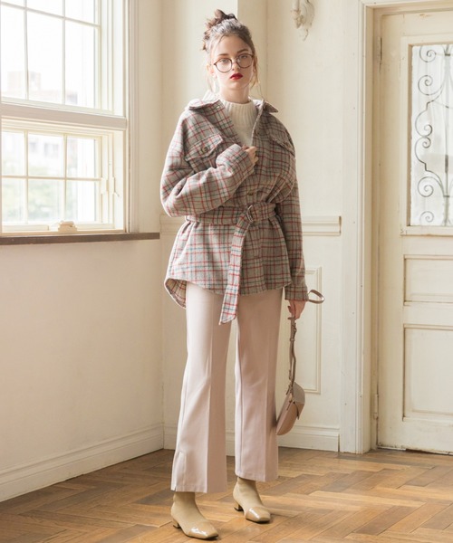 archives（アルシーヴ）の「4者混ワイドネックプルオーバー（ニット/セーター・レディース・チャコールグレー/ベージュ/レッド/オフホワイト/ブルー・MEDIUM）」の6枚目の写真