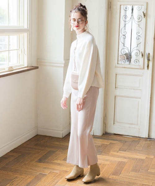 archives（アルシーヴ）の「4者混ワイドネックプルオーバー（ニット/セーター・レディース・チャコールグレー/ベージュ/レッド/オフホワイト/ブルー・MEDIUM）」の10枚目の写真