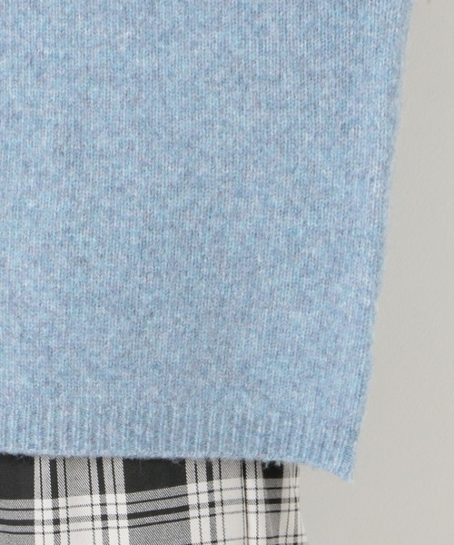 archives（アルシーヴ）の「4者混ワイドネックプルオーバー（ニット/セーター・レディース・チャコールグレー/ベージュ/レッド/オフホワイト/ブルー・MEDIUM）」の11枚目の写真