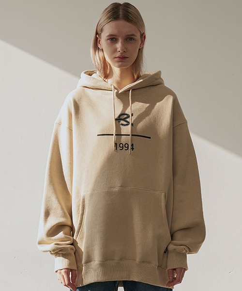 OY（オーワイ）の「ロゴナンバープルオーバーパーカー/フーディー（パーカー・メンズ・ブラック/ホワイト/グレー/ベージュ/ダークブルー・2/1）」の18枚目の写真