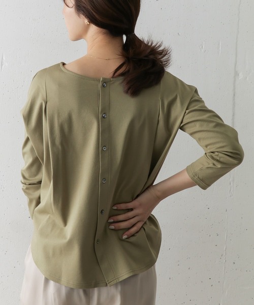 URBAN RESEARCH DOORS（アーバンリサーチドアーズ）の「ショルダータックスムースプルオーバー（Tシャツ/カットソー・レディース・ライトカーキ/ライトグレー/チャコールグレー・ONE）」の21枚目の写真