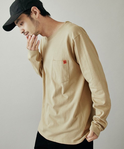 UNIVERSAL OVERALL(ユニバーサルオーバーオール)の「UNIVERSAL OVERALL/ユニバーサルオーバーオール POCKET LONG-TEE ポケット付き長袖カットソー(Tシャツ/カットソー・メンズ・ホワイト/ブラック/ベージュ/オレンジ/杢グレー・S/M/L/XL)」の4枚目の写真