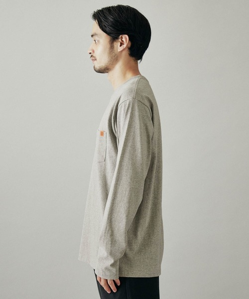 UNIVERSAL OVERALL(ユニバーサルオーバーオール)の「UNIVERSAL OVERALL/ユニバーサルオーバーオール POCKET LONG-TEE ポケット付き長袖カットソー(Tシャツ/カットソー・メンズ・ホワイト/ブラック/ベージュ/オレンジ/杢グレー・S/M/L/XL)」の12枚目の写真