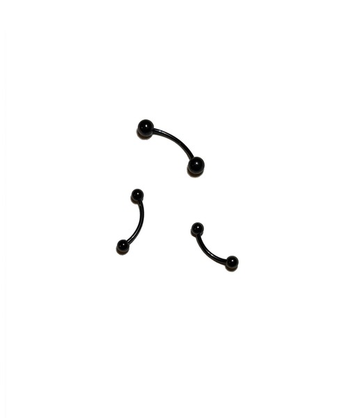 MORPH(モルフ)の「MORPH モルフ バナナバーベル ボディーピアス 18ゲージ 6mm~12mm(ピアス(片耳用)・メンズ・ブラック・6/8/10/12)」の5枚目の写真