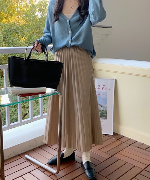 ABITOKYO（アビトーキョー）の「フェイクレザープリーツスカート（スカート・レディース・ブラック/ベージュ/ブラウン/シルバー/ライトグリーン/ブルーグレー/キャメル/ボルドー・FREE/L）」の10枚目の写真