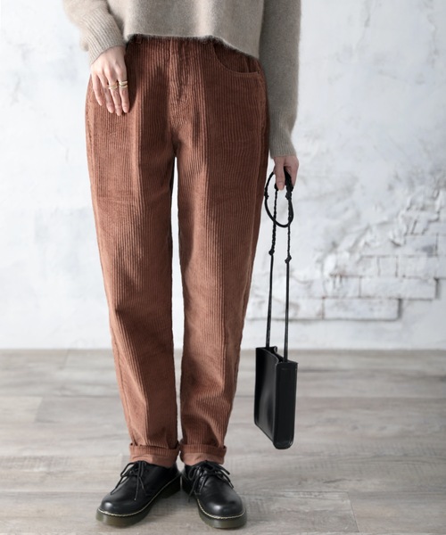 classicalelf（クラシカルエルフ）の「バルーンテーパード無地パンツ(フルレングス)（その他パンツ・レディース・ベージュ/アイボリー/モカ/チャコール・SMALL/MEDIUM/LARGE/X-LARGE）」の3枚目の写真