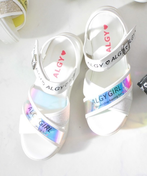 algy（アルジー）の「【ALGY】ロゴ入りクロスベルトヒールサンダル（サンダル・キッズ・ブラック/イエロー/ピンク/ホワイト・20.0cm/21.0cm/22.0cm/19.0cm/23.0cm）」の2枚目の写真