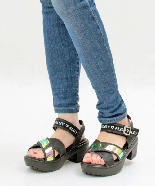algy（アルジー）の「【ALGY】ロゴ入りクロスベルトヒールサンダル（サンダル・キッズ・ブラック/イエロー/ピンク/ホワイト・20.0cm/21.0cm/22.0cm/19.0cm/23.0cm）」の18枚目の写真