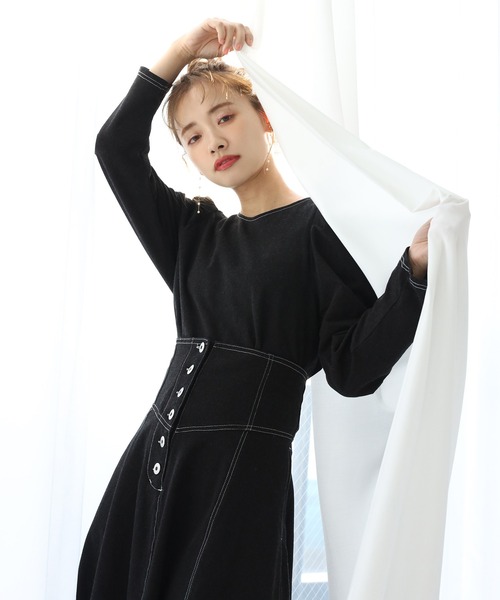 one after another NICE CLAUP（ワンアフターアナザーナイスクラップ）の「カットデニムトップス（Tシャツ/カットソー・レディース・ブラック/オフホワイト/インディゴブルー・FREE）」の20枚目の写真