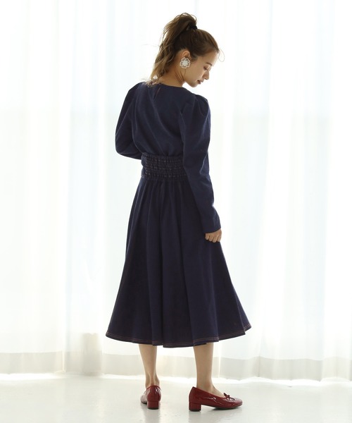 one after another NICE CLAUP（ワンアフターアナザーナイスクラップ）の「カットデニムトップス（Tシャツ/カットソー・レディース・ブラック/オフホワイト/インディゴブルー・FREE）」の13枚目の写真