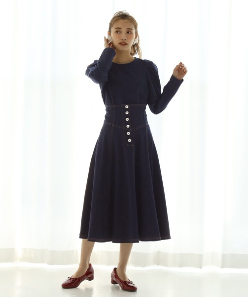 one after another NICE CLAUP（ワンアフターアナザーナイスクラップ）の「カットデニムトップス（Tシャツ/カットソー・レディース・ブラック/オフホワイト/インディゴブルー・FREE）」の16枚目の写真