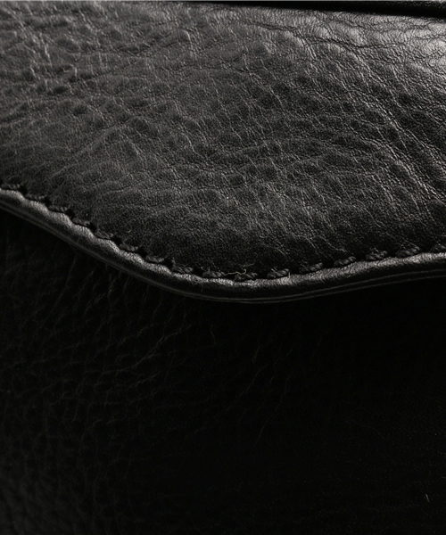 REBECCA MINKOFF(レベッカミンコフ)の「REBECCAMINKOFF MINI MAB/ REBECCA/M MINI MINI MAB(ボストンバッグ・レディース・ブラック/レッド・フリー)」の3枚目の写真