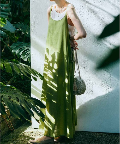 IEDIT（イディット）の「ＩＥＤＩＴ　コットンリネンで仕立てた　キャミソールワンピース（ワンピース・レディース・ベージュ/グリーン・X-LARGE/SMALL/LARGE/MEDIUM/XX-LARGE/XXX-LARGE）」の2枚目の写真