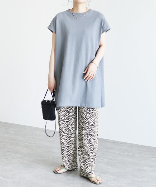 さり気ないオシャレ見え。アニマルプリントプリーツパンツ（その他