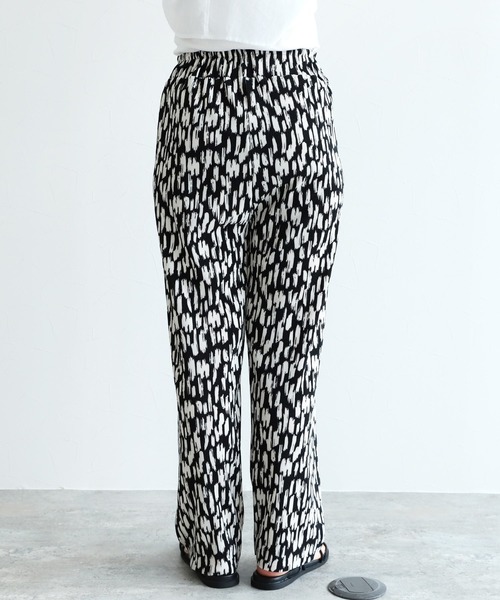 reca（レカ）の「さり気ないオシャレ見え。アニマルプリントプリーツパンツ（その他パンツ・レディース・アイボリー/ブラック/グレー系/ブラック系その他/ベージュ系その他2/ブラック系その他2/ブラウン・FREE）」の10枚目の写真