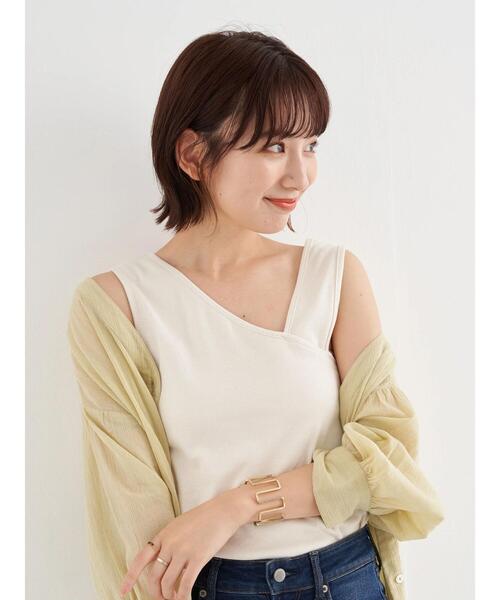 earth music&ecology（アースミュージックアンドエコロジー）の「アシンメトリーネックタンクトップ ＊（タンクトップ・レディース・ライトベージュ/ブラック/モカ/アイボリー・S/M）」の5枚目の写真