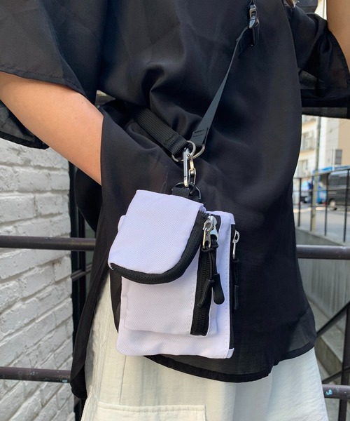 RASVOA（ラスボア）の「3ポーチマルチショルダーBAG（ショルダーバッグ・レディース・ブラック/オフホワイト・FREE）」の14枚目の写真