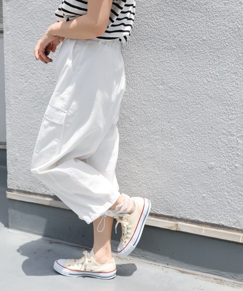 ap retro（アプレトロ）の「裾ダーツカーゴパンツ【ZOZO限定】（カーゴパンツ・レディース・オフホワイト/ブラック/ライトベージュ/ベージュ・FREE）」の13枚目の写真