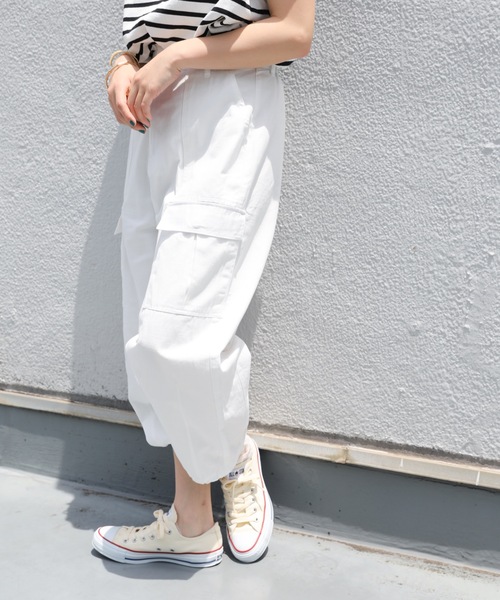 ap retro（アプレトロ）の「裾ダーツカーゴパンツ【ZOZO限定】（カーゴパンツ・レディース・オフホワイト/ブラック/ライトベージュ/ベージュ・FREE）」の9枚目の写真